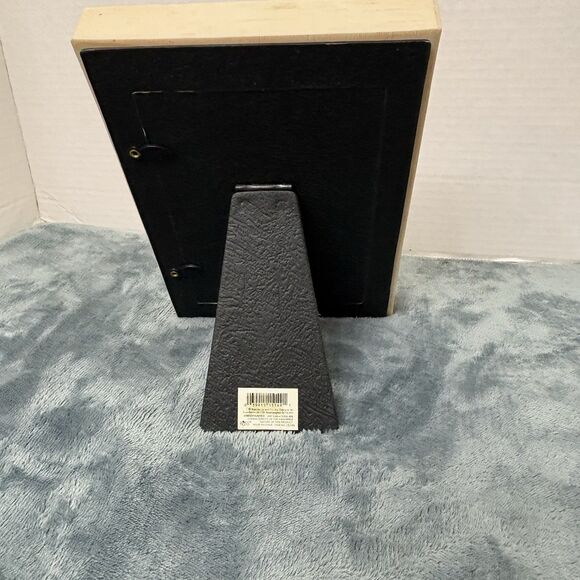 Russ Berrie Little Tutu 4 By 6 Picture Frame Handpainted Dancer Exquisite Frame - Picture 6 of 8